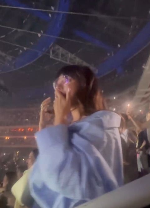 Dua Lipa zaśpiewała piosenkę Ewy Farnej 