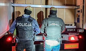 Ponad 15 ton tytoniu i 88 tys. papierosów. Gigantyczna akcja służb