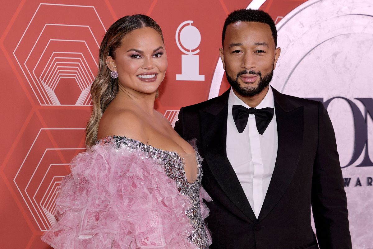 Chrissy Teigen i John Legend błyszczeli na czerwonym dywanie