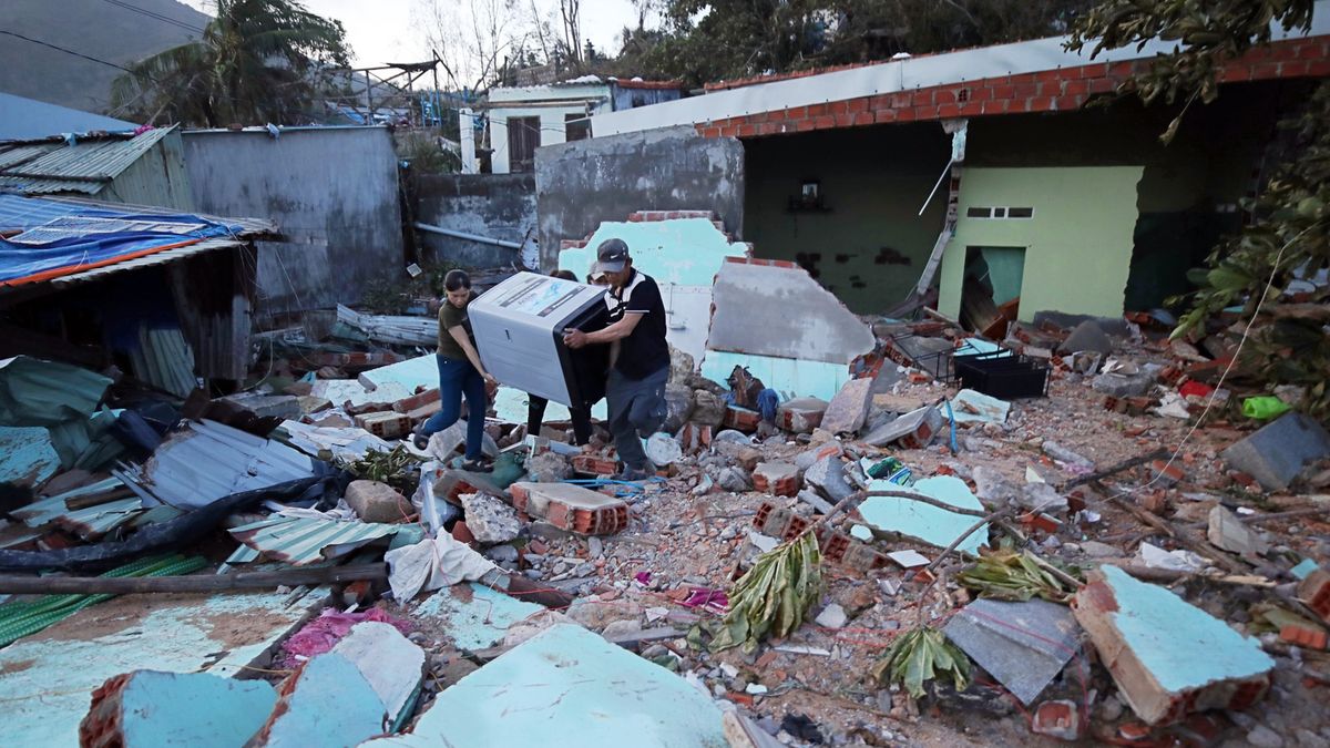 Wietnam walczy ze skutkami tajfunu 