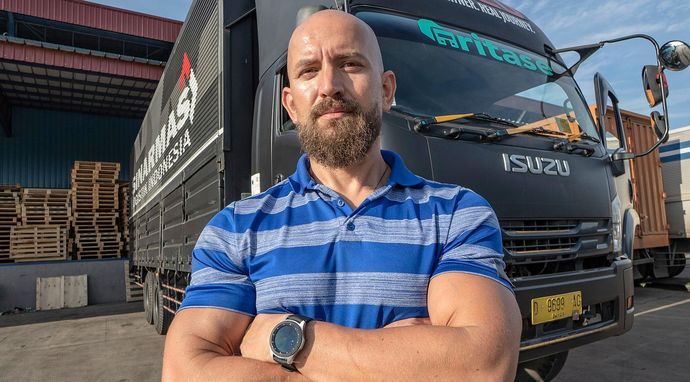 Ciężarówką przez Indonezję 4