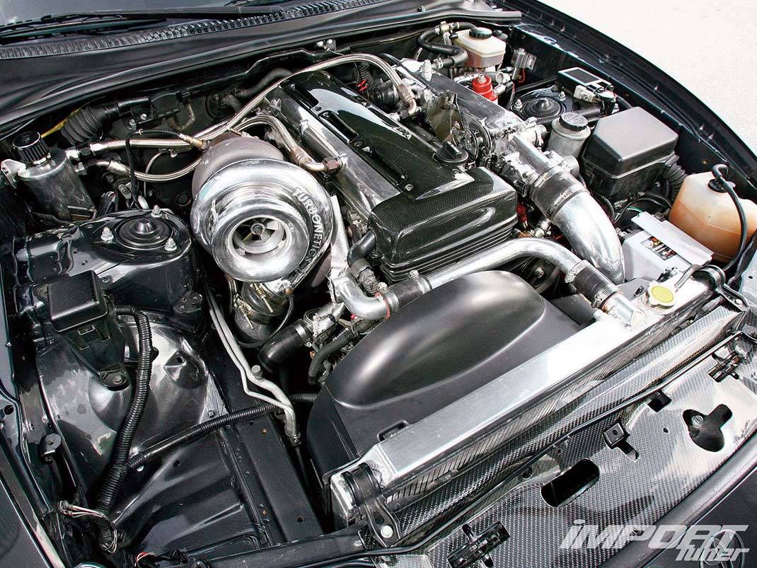 impp_1103_02_o+1994_toyota_supra_twin_turbo+engine_bay