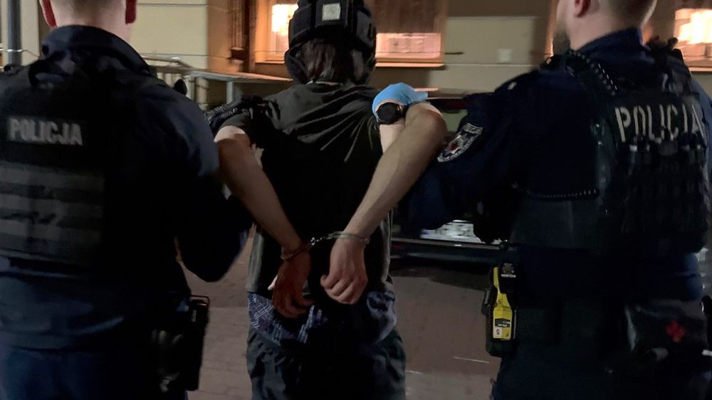 Policja ujawnia szczegóły zatrzymania Mieszka R.