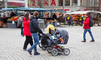 To emigracja powoduje spadek urodzeń?