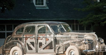 Znalazłem najfajniejszy samochód świata. Pochodzi z 1939 roku i ma przezroczyste nadwozie