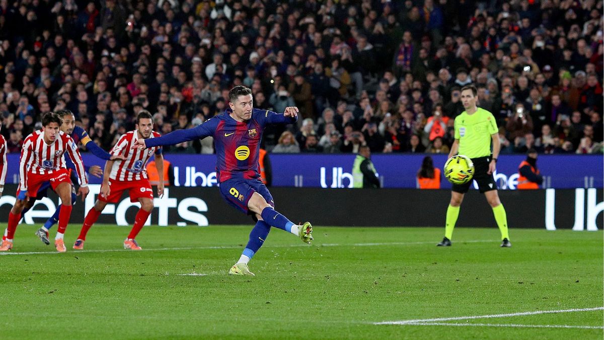 Getty Images / Eric Alonso / Robert Lewandowski w meczu z Atletico Madryt