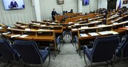 Głosowanie w Senacie nad RPO za miesiąc. PiS urabia 3 senatorów