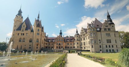Tego pałacu zazdroszczą nam na całym świecie. Wieże i komnaty aż trudno zliczyć