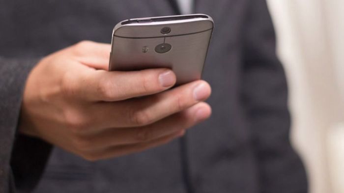 Kiedy opłaca się kupować tani telefon? Smartfony do 500 zł 1