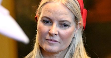 Księżna Mette-Marit wciąż oczekuje na przeszczep płuc. Lekarze alarmują, że mógł pozostać jej ROK ŻYCIA