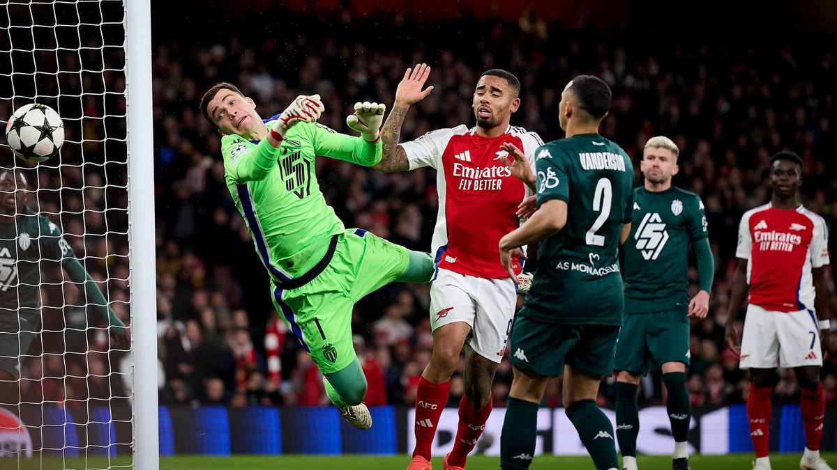 Getty Images / Julian Finney - UEFA / Radosław Majecki w akcji