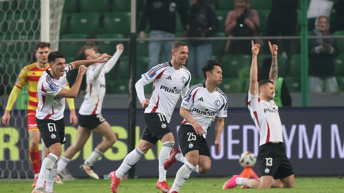 PAP / Leszek Szymański / Na zdjęciu: Legia Warszawa zagra w półfinale Pucharu Polski