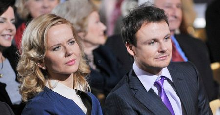 TOP 7: Najgłośniejsze serialowe zdrady ostatnich miesięcy