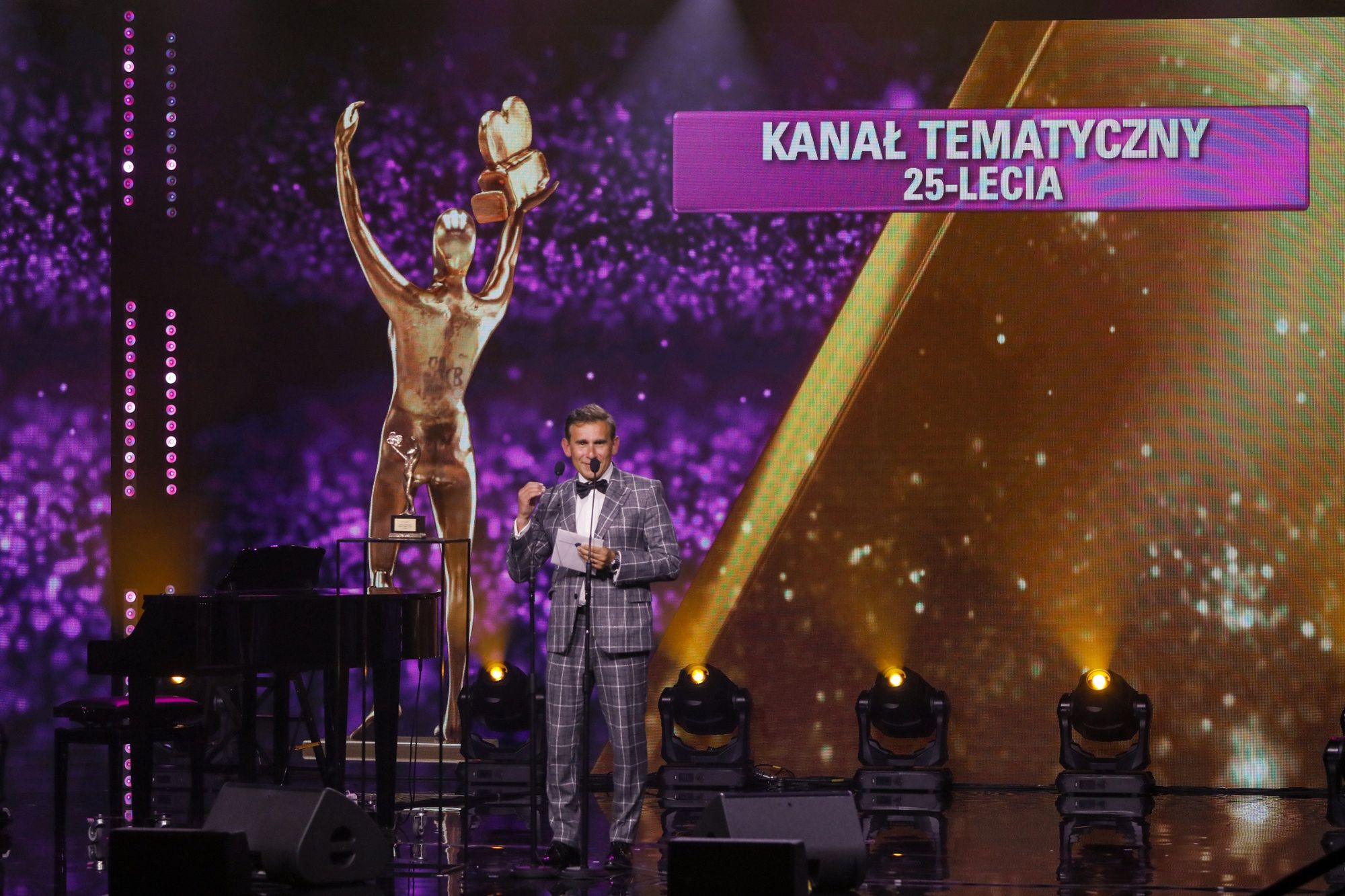 Robert Korzeniowski miał swój moment na Telekamerach. Pokazał się też z młodszą małżonką 