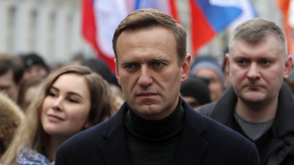 Aleksiej Nawalny skazany. "Wiedział, że trafi za kratki"