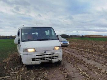 Sokołów Podlaski: 24-latek uciekał busem przed policją
