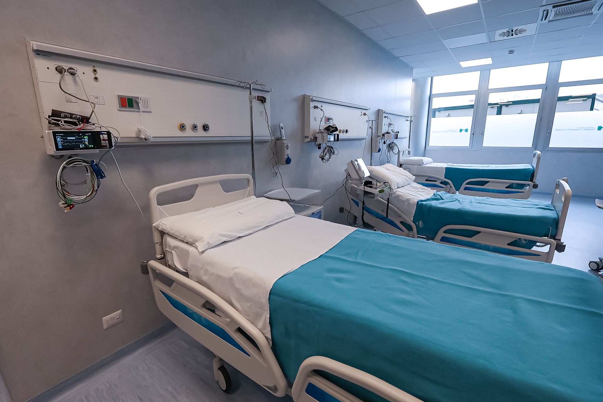 wiadomości,aktualności,WP Wiadomości Historia jak z filmu na SOR we Francji. W akcji lekarze i saperzy