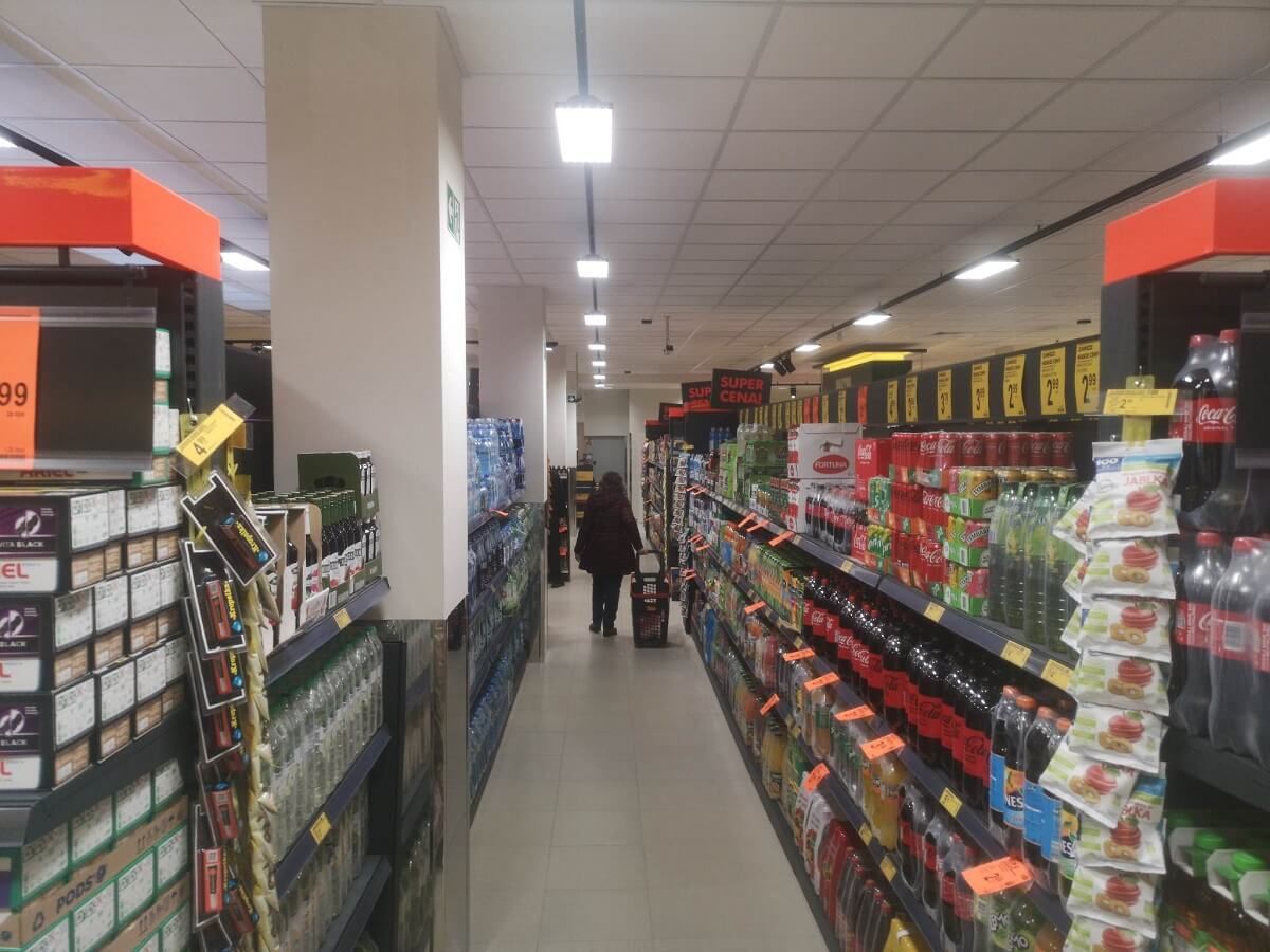 ograniczony asortyment produktów w Biedronce Ultra Mini w Lublinie