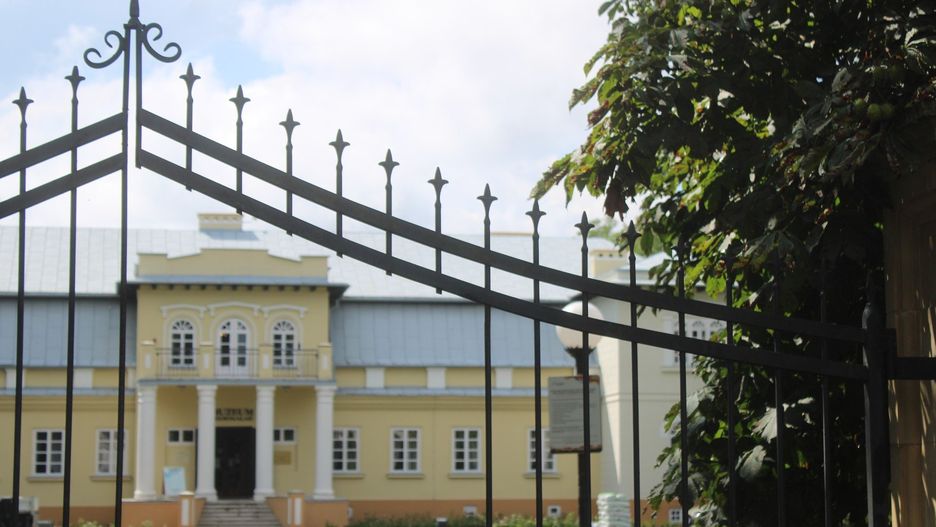 Dwór Hellwigów - Muzeum Regionalne w Bełchatowie