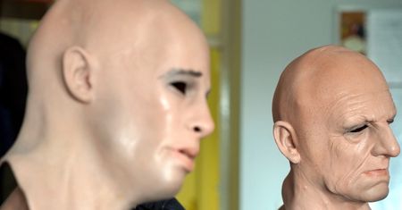 Zawodowi złodzieje aut. Grozi im do 15 lat więzienia