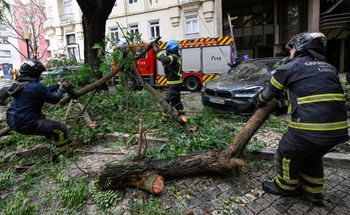 Portugalia. Rośnie liczba ofiar orkanu Kristin