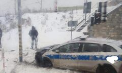 Radiowóz wjechał na czerwonym świetle. Policjant dostał mandat