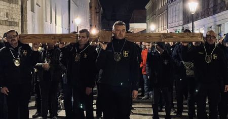 Wojownicy Maryi wyszli na ulice. Pokutowali "za grzechy swoje i swoich rodzin"