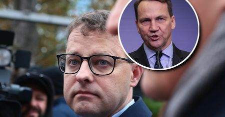 Sikorski zapowiedział reakcję na azyl Romanowskiego. Ambasador wezwany
