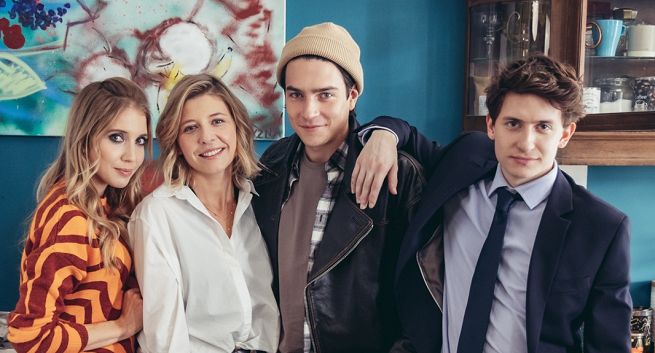 Polsat Box GO mocniej postawi na seriale. W piątek premiera „Rodziny na Maxa”