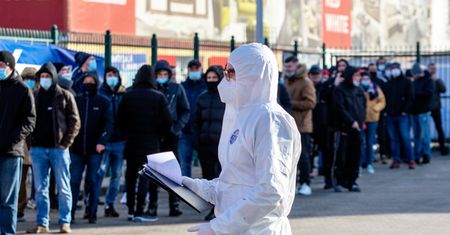 Chcesz sprawdzić, czy masz koronawirusa? Uważaj. Testy na COVID-19 nie są darmowe