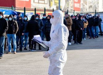 Chcesz sprawdzić, czy masz koronawirusa? Uważaj. Testy na COVID-19 nie są darmowe