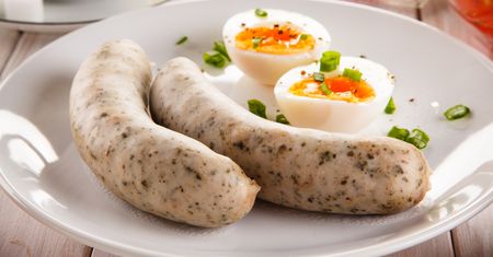 Dobra kiełbasa na Wielkanoc. Podpowiadamy, jak nie dać się oszukać