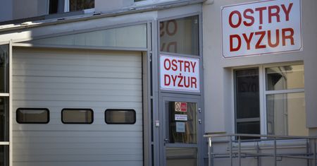 Trzy szpitale miały odmówić przyjęcia 28-latki w ciąży. Kobieta zmarła