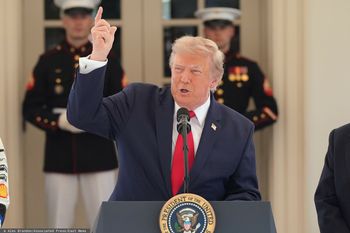 Operator promptera obstawiał przemówienia Trumpa. Wygrał fortunę