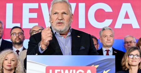 Kwaśniewski choruje. Czeka go operacja