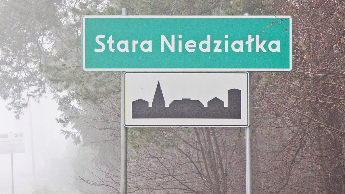 Która z tych tablic oznacza obszar zabudowany? A może obie?