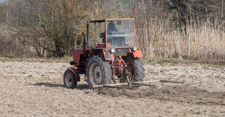 Trzynasta emerytura w nowym terminie. Oto kiedy przelewy dla rolników