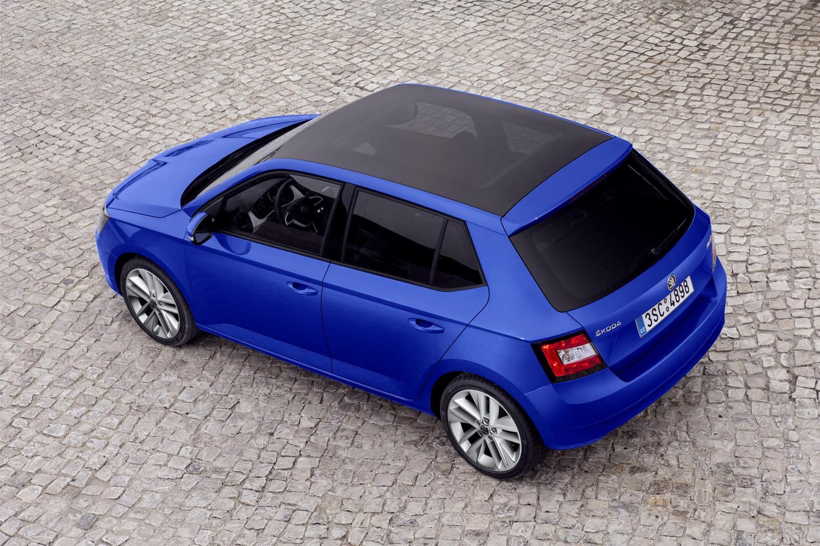 Nowa Škoda Fabia w obszernej galerii zdjęć 27