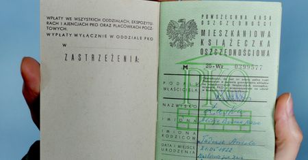 Wielu nadal ma w domu. Tyle jest dziś wart dokument