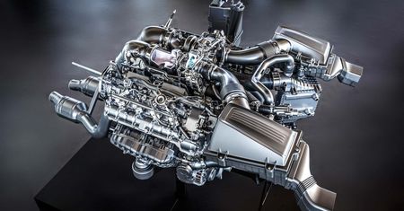 V8 ma się dobrze. Mercedes właśnie pracuje nad nowym silnikiem