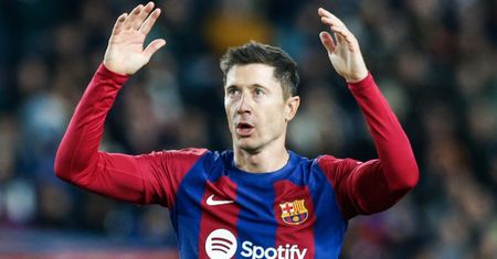Robert Lewandowski ZMIENIŁ FRYZURĘ! Udana metamorfoza? (FOTO)