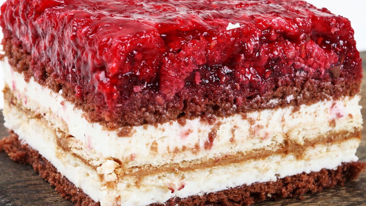 Sezon na ciasta z galaretką i owocami już startuje!