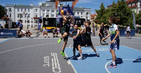 Płockie kaemy i turniej koszykówki 3×3