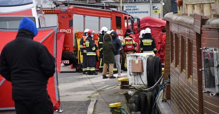 Dziwnów. Auto wpadło do zalewu. Zginęły 4 osoby, w tym 2 dzieci