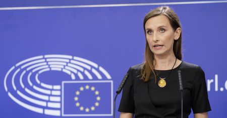 Europosłanka chce zakazać jazdy konnej. Jest cięta riposta