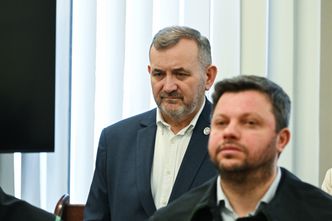 Skazany przez sąd Stanisław Gawłowski zawieszony w prawach członka klubu KO