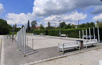 Toruń oddaje hołd kompozytorce. Bernadetta Matuszczak patronką części Ogrodu Muzyków