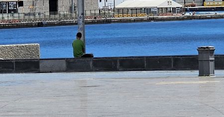 Pogoda płata figle na Wyspach Kanaryjskich. Wiatr spowodował kolizję promu