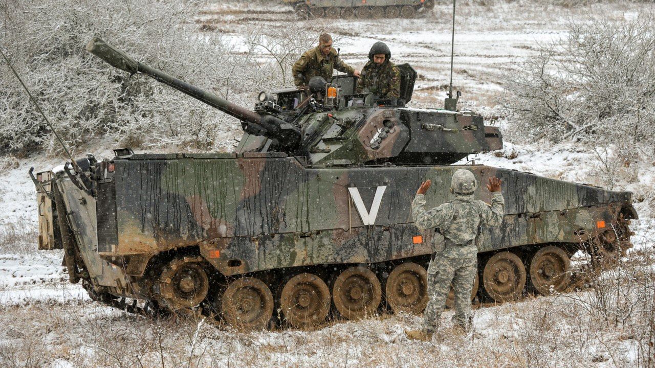 Słowacja podpisała umowę ws. 152 CV9035