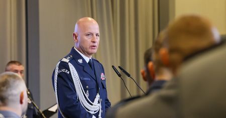 Nagła odprawa komendantów policji. Dostali propozycję?